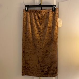 NWT Alter’d State velvety skirt. Brown size small